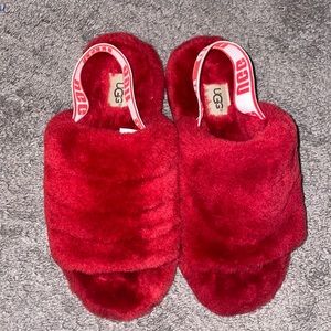 Women’s Fluffy Yea Slides